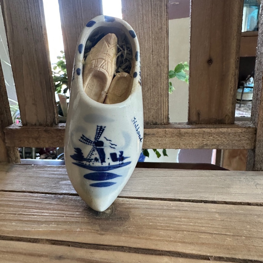 Delft Ceramic Clog - Picture 2 of 8